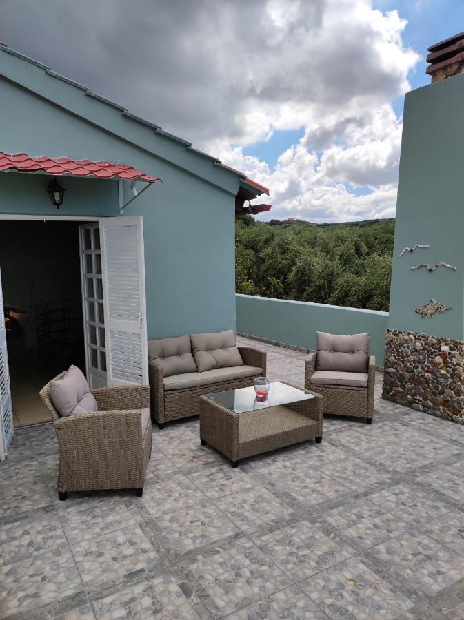 Anatolika Stamatis Paradise Dempla
